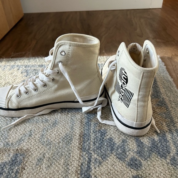 Isabel Marant Benkeen High-top Sneakers - Picture 2 of 4